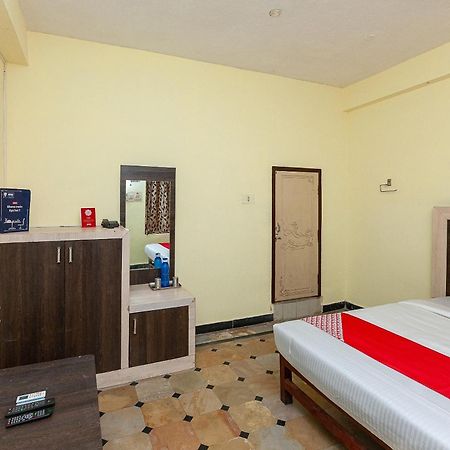 Collection O Ammayi Hotels & Resorts Tiruvannāmalai Exterior foto